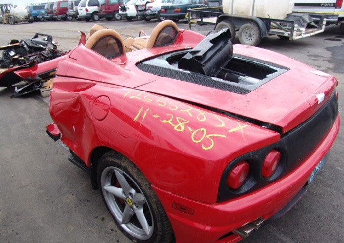 crashedFerrari02.jpg